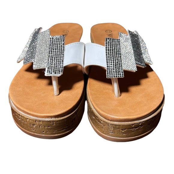 Nature Breeze Jeweled Thong Sandal Size 7.5 NWOT - Picture 7 of 9